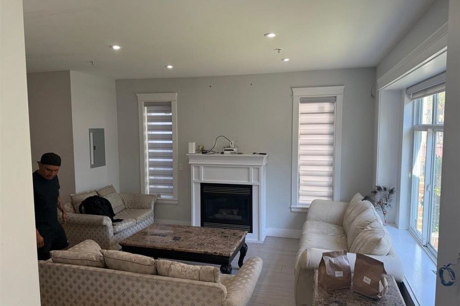 2681 E 41st Avenue Vancouver, BC - 7