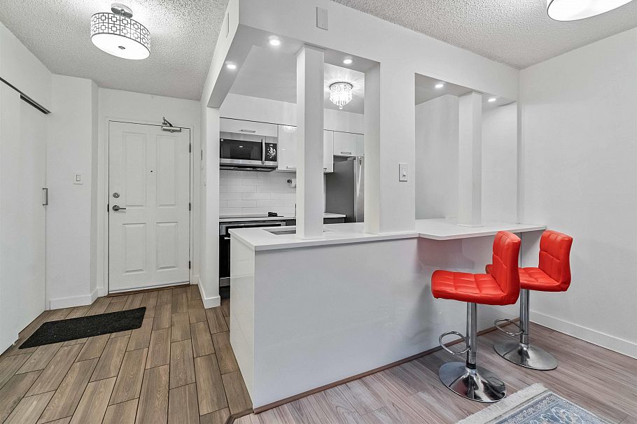 506 2004 Fullerton Avenue North Vancouver, BC - 16