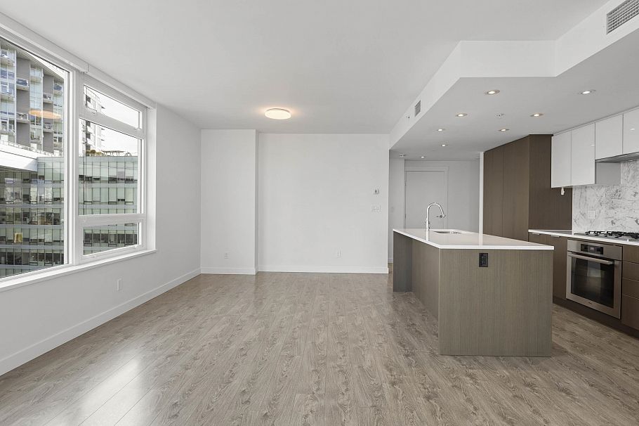 905 110 Switchmen Street Vancouver, BC - 4