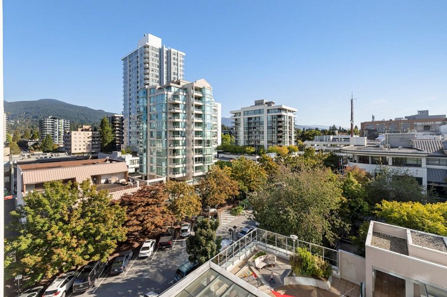 610 125 E 14th Street North Vancouver, BC - 7