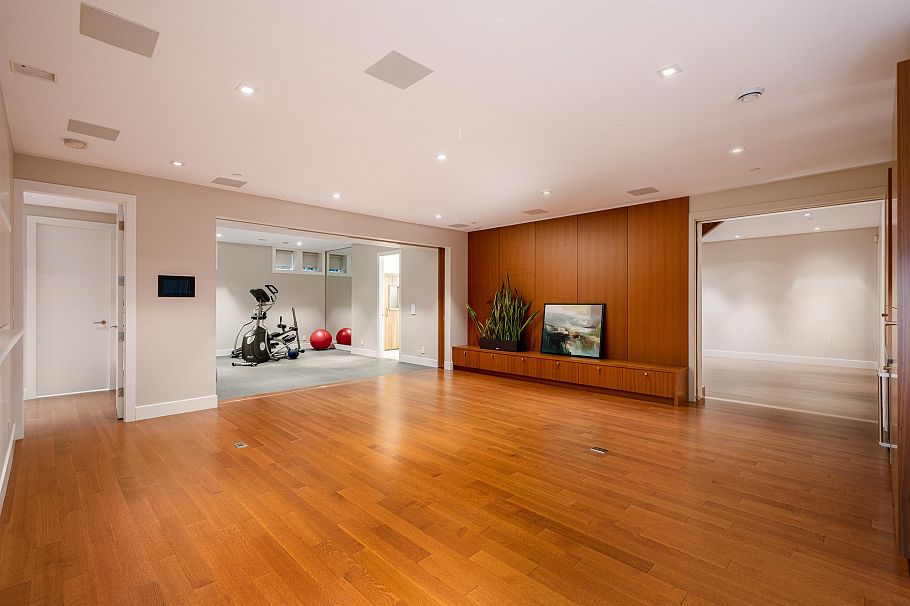 5961 Churchill Street Vancouver, BC - 29