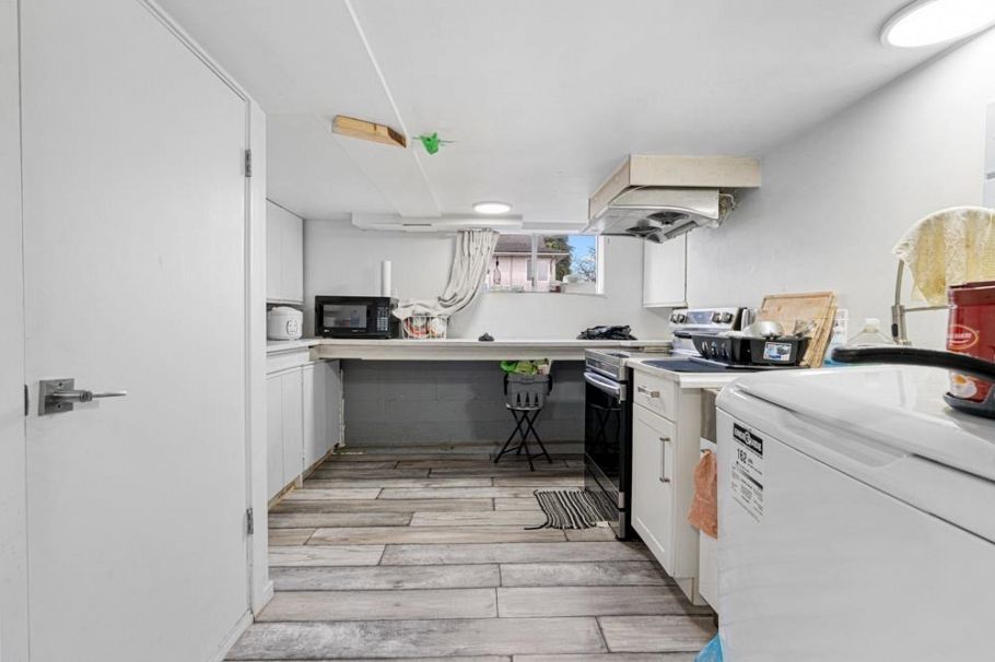 753 E 55th Avenue Vancouver, BC - 38