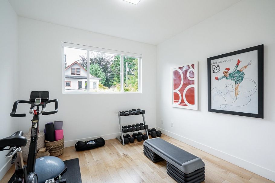 33 E 22nd Avenue Vancouver, BC - 23