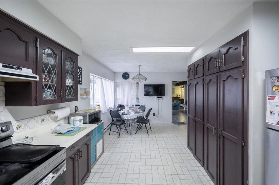 753 E 55th Avenue Vancouver, BC - 20