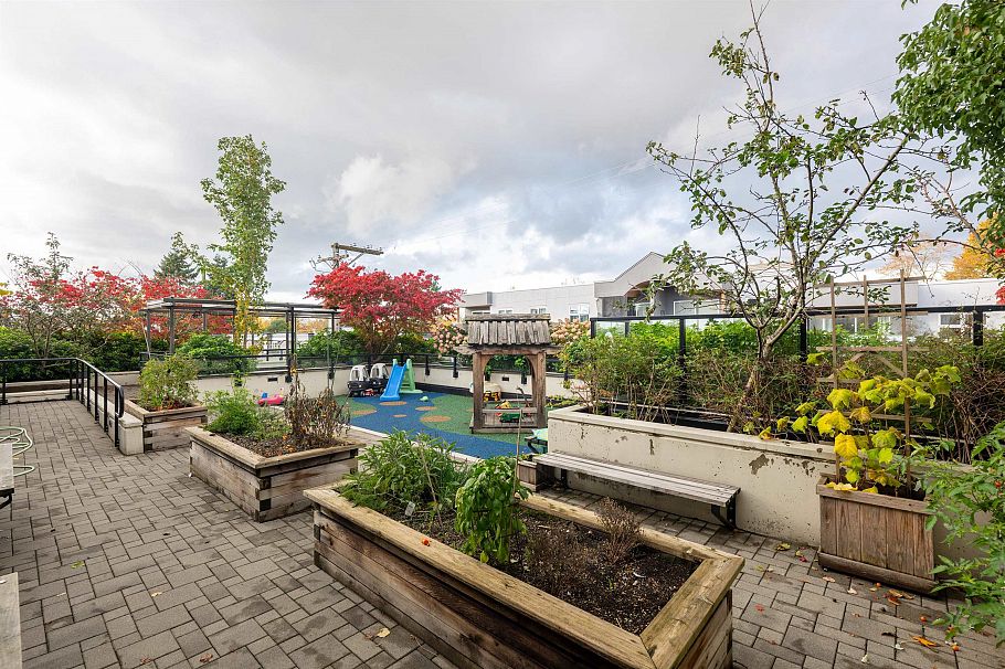 406 2477 Carolina Street Vancouver, BC - 19