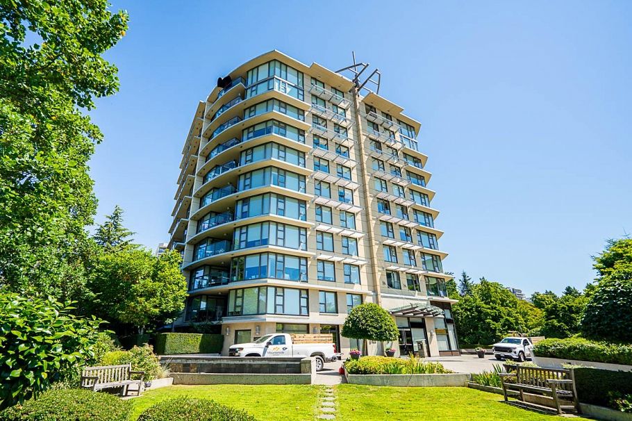PH3 683 W Victoria Park North Vancouver, BC - 36