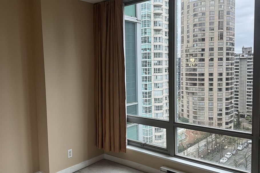 1501 1288 W Georgia Street Vancouver, BC - 17