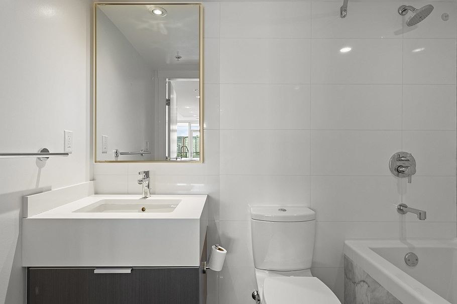 905 110 Switchmen Street Vancouver, BC - 13