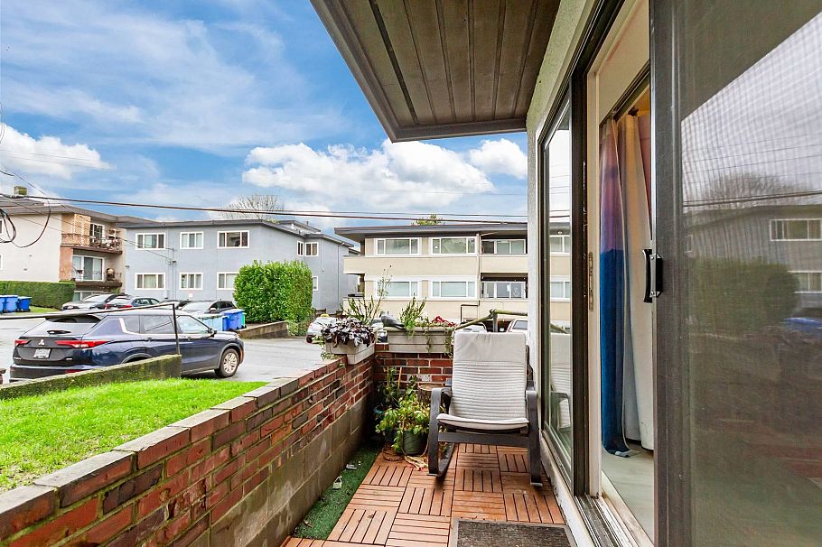 207 2025 W 2nd Avenue Vancouver, BC - 15