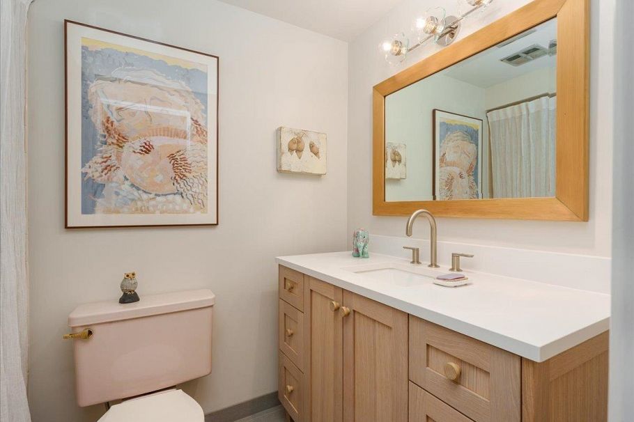 108 3787 W 4th Avenue Vancouver, BC - 16