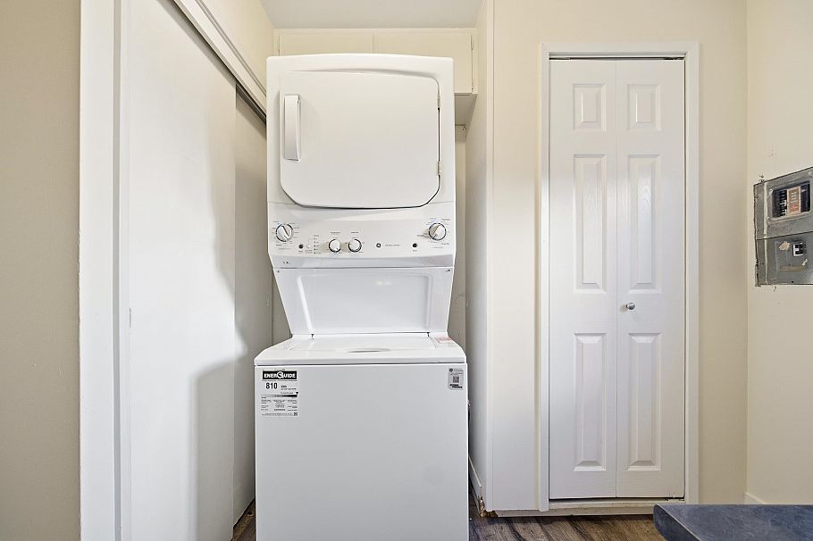 4533 Knight Street Vancouver, BC - 23