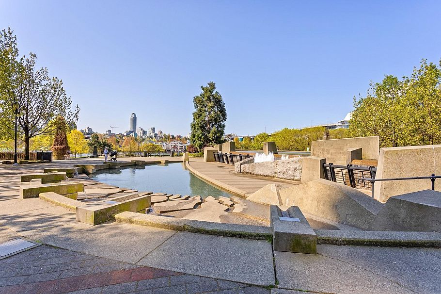 1802 455 Beach Crescent Vancouver, BC - 25