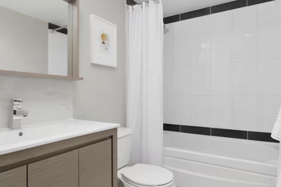 701 633 Abbott Street Vancouver, BC - 17