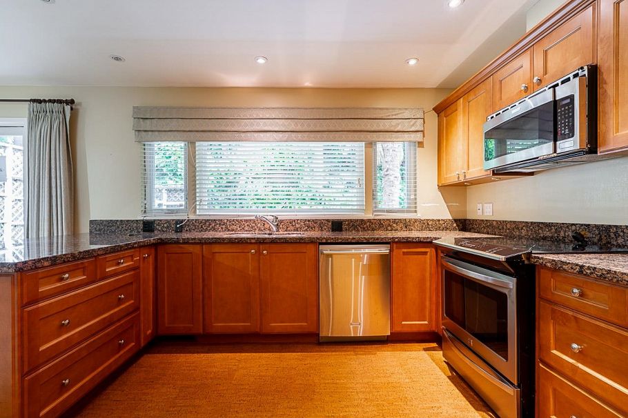 2332 Hoskins Road North Vancouver, BC - 8