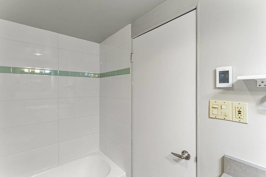 207 2025 W 2nd Avenue Vancouver, BC - 23