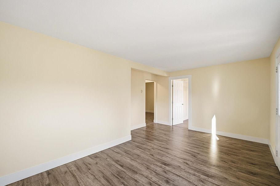 4533 Knight Street Vancouver, BC - 7