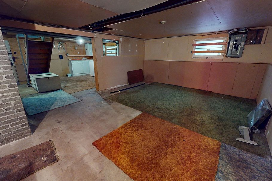 1641 E 37th Avenue Vancouver, BC - 15