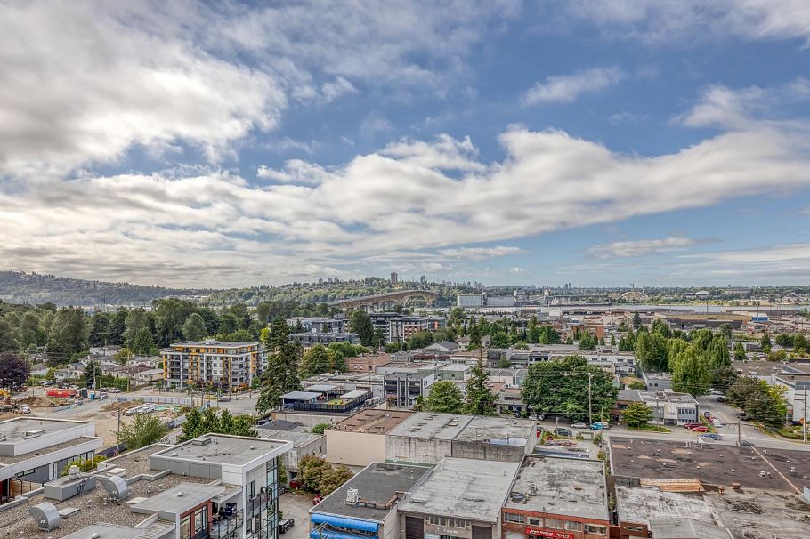 1304 1471 Hunter Street North Vancouver, BC - 22