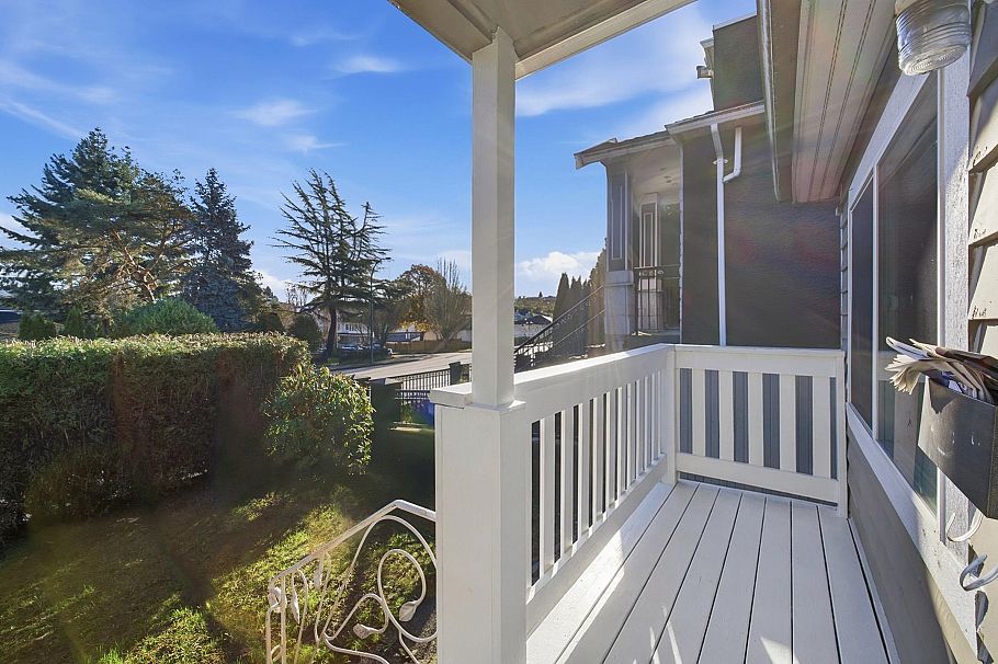 4533 Knight Street Vancouver, BC - 2