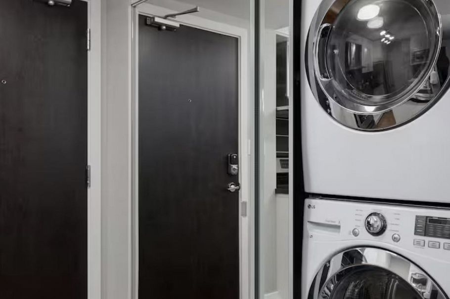 701 633 Abbott Street Vancouver, BC - 19