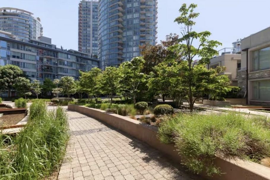 701 633 Abbott Street Vancouver, BC - 25