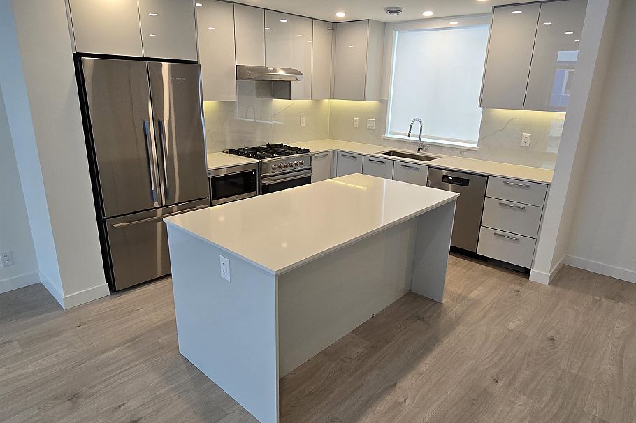 SL65 10333 River Drive Richmond, BC - 1