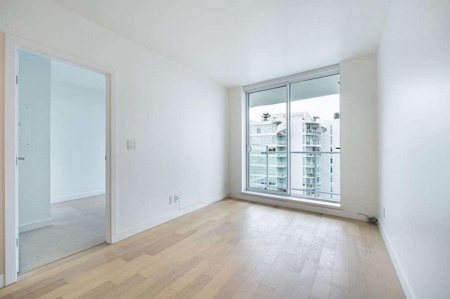 1601 2220 Kingsway Vancouver, BC - 16