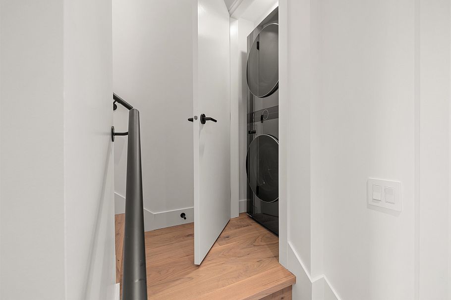 4490 Ash Street Vancouver, BC - 24