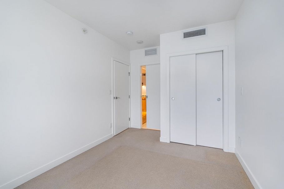 1601 2220 Kingsway Vancouver, BC - 19