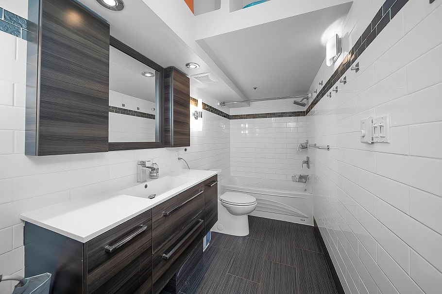 3458 Point Grey Road Vancouver, BC - 18