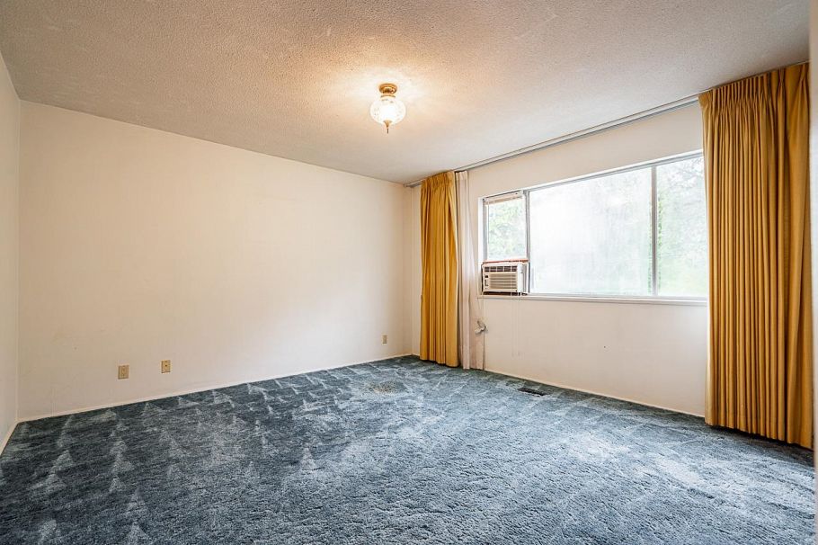 2332 Hoskins Road North Vancouver, BC - 10