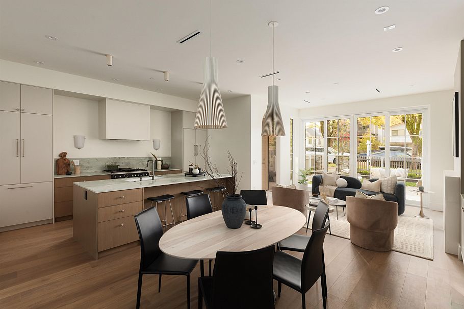 1 15 W 20th Avenue Vancouver, BC - 15