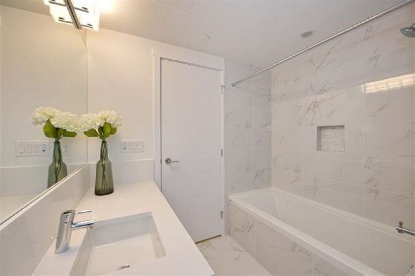 603 2785 LIBRARY LANE, North Vancouver BC V7J 0C3 North Vancouver, BC - 2