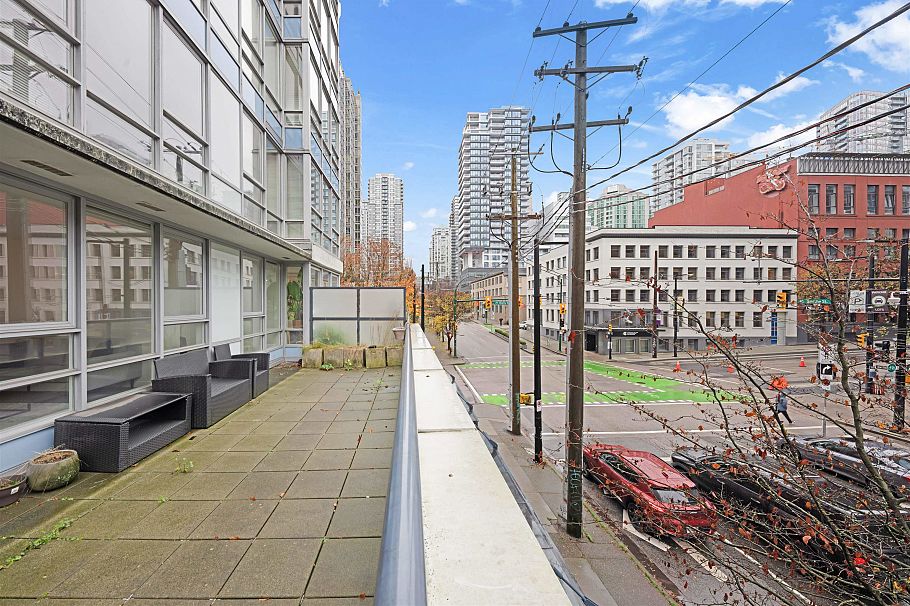 307 928 Beatty Street Vancouver, BC - 21