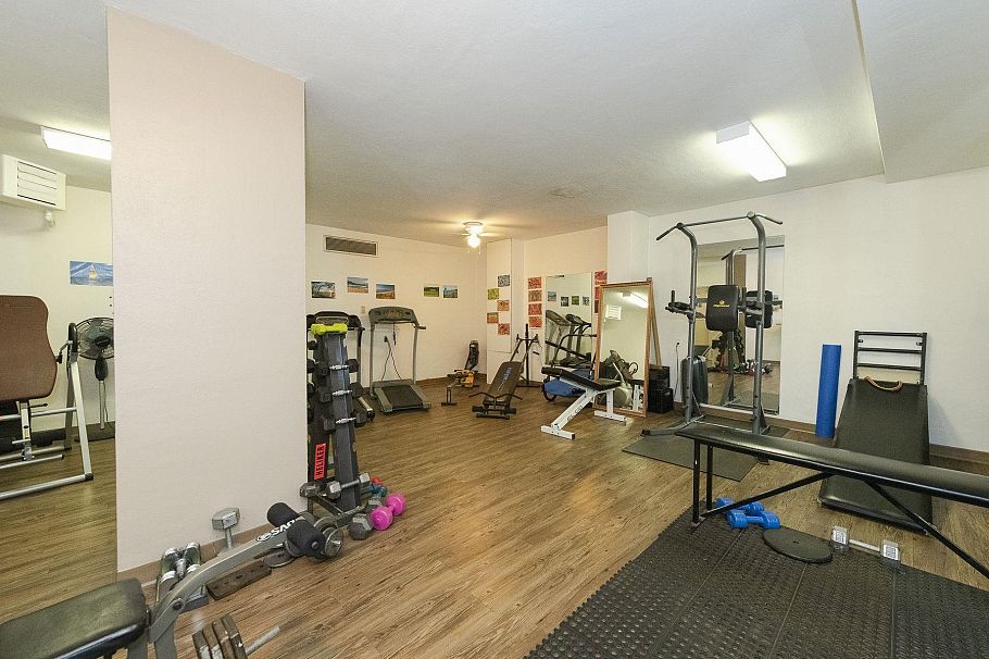 1850 Comox Street Vancouver, BC - 35