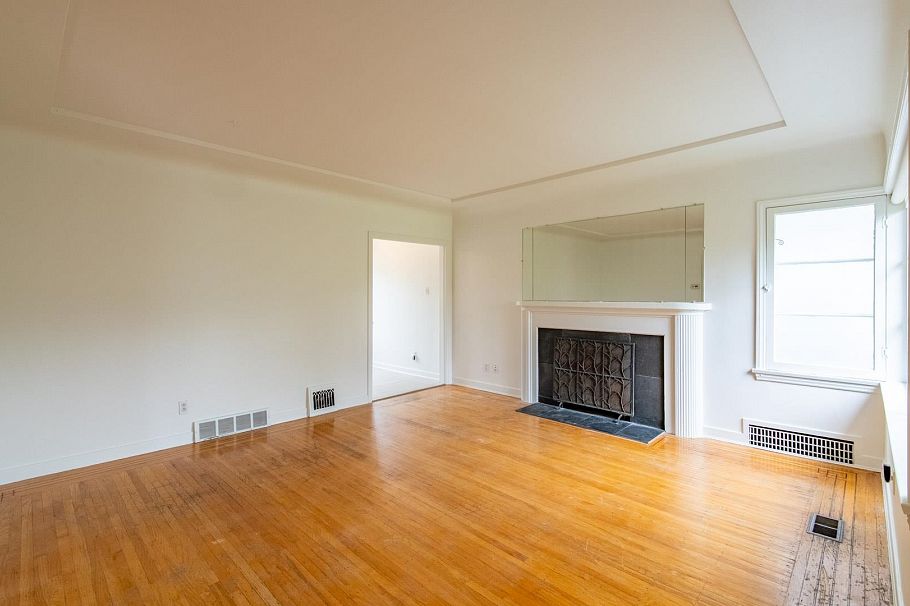 2960 W 41st Avenue Vancouver, BC - 12