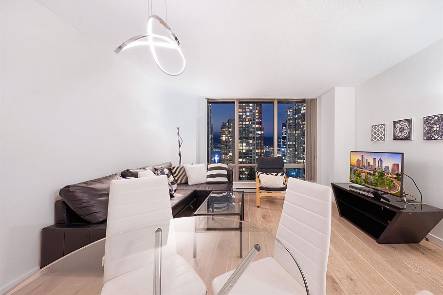 1203 1200 W Georgia Street Vancouver, BC - 5