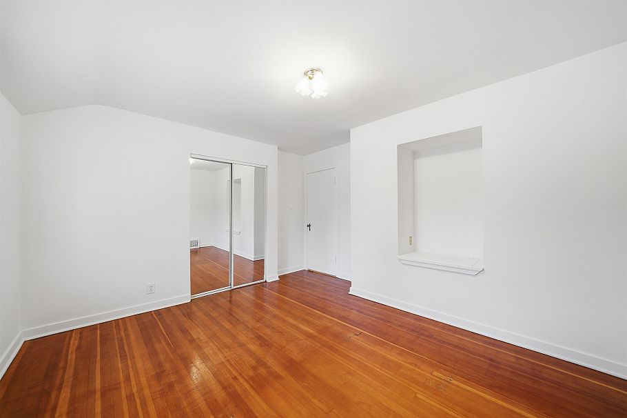 5761 Holland Street Vancouver, BC - 34