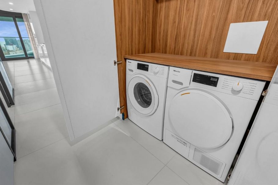 17xx 1033 NELSON STREET, Vancouver BC V6E 0E5 Vancouver, BC - 17