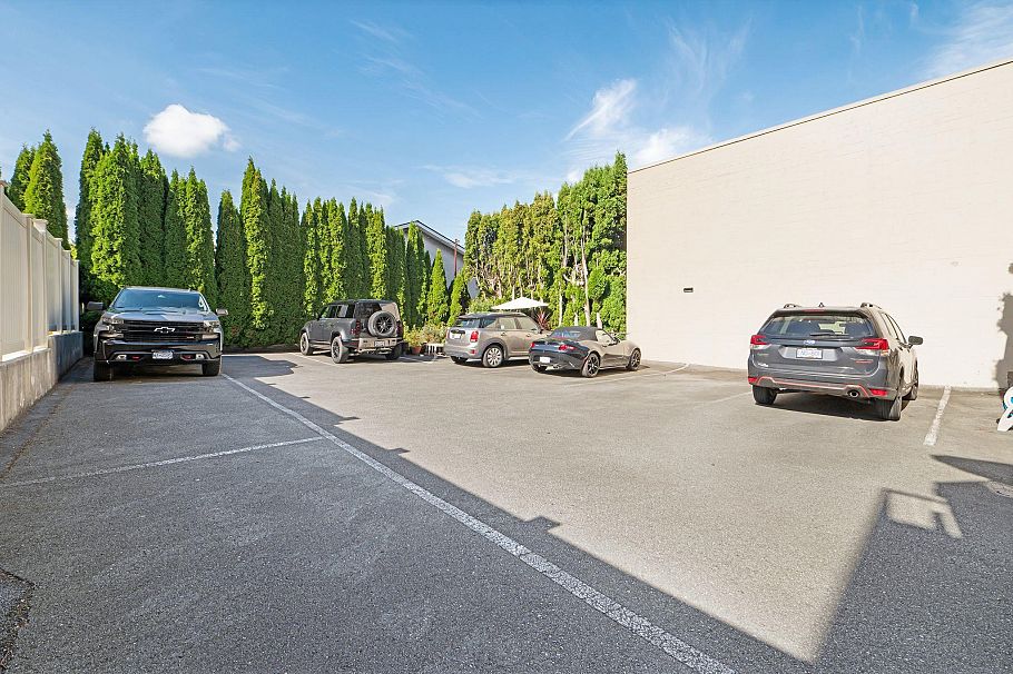 201 75 N Renfrew Street Vancouver, BC - 26