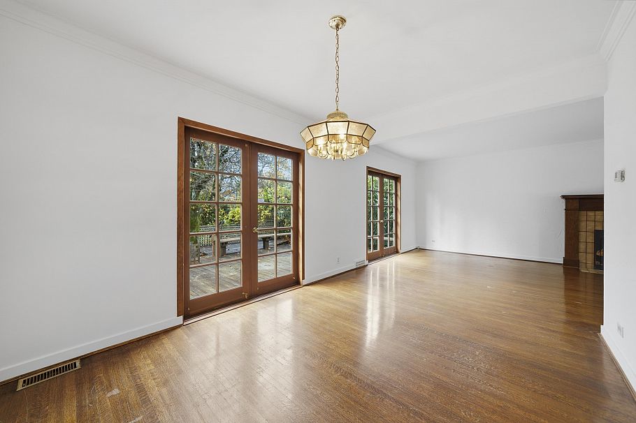 5761 Holland Street Vancouver, BC - 9