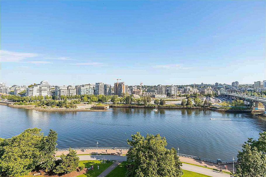 1106 980 Cooperage Way Vancouver, BC - 2