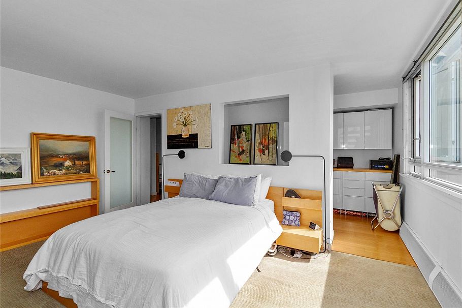 1850 Comox Street Vancouver, BC - 20