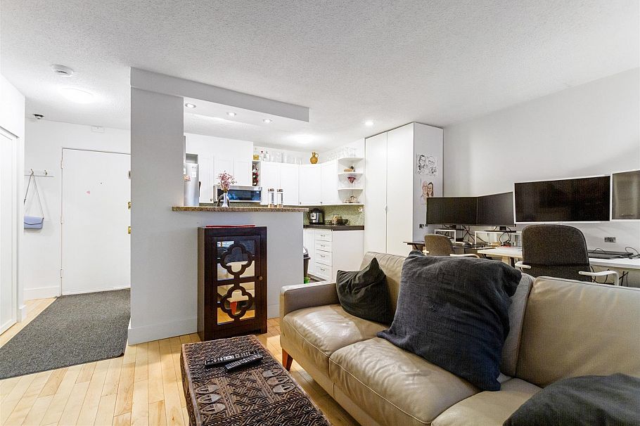 213 711 E 6th Avenue Vancouver, BC - 5