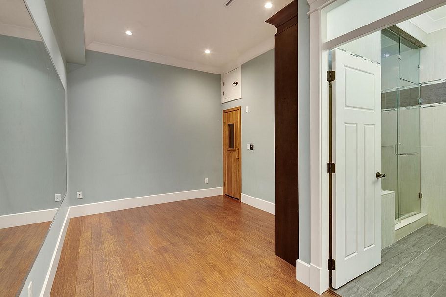 2168 W 16th Avenue Vancouver, BC - 31