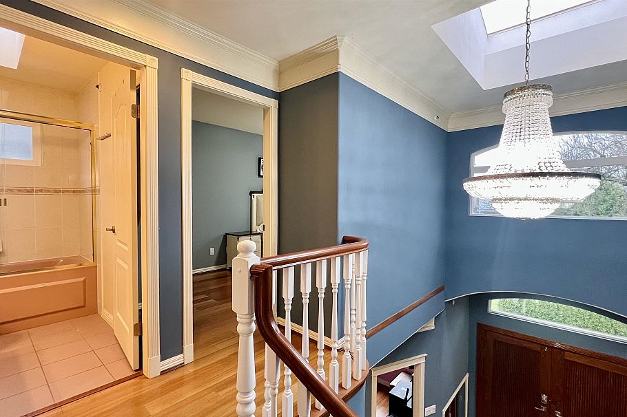 2813 W 21st Avenue Vancouver, BC - 22