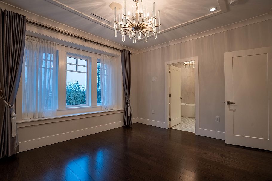 1895 W 60th Avenue West Vancouver, BC - 11