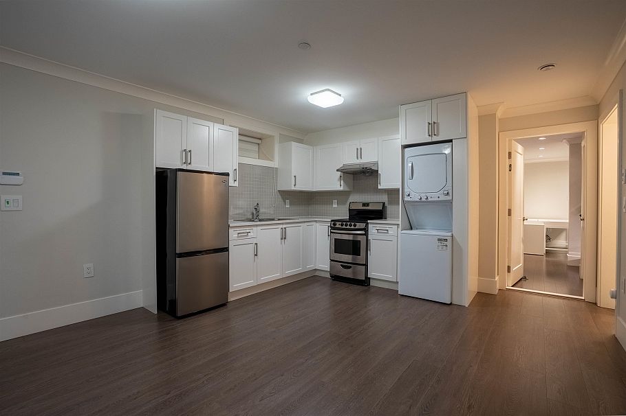 1895 W 60th Avenue West Vancouver, BC - 20