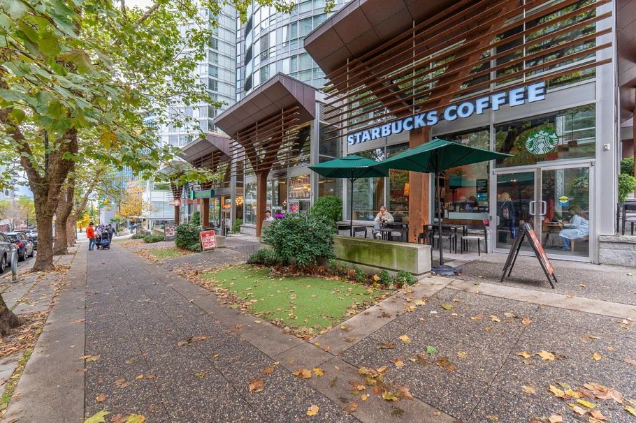 2601 1188 W Pender Street Vancouver, BC - 3