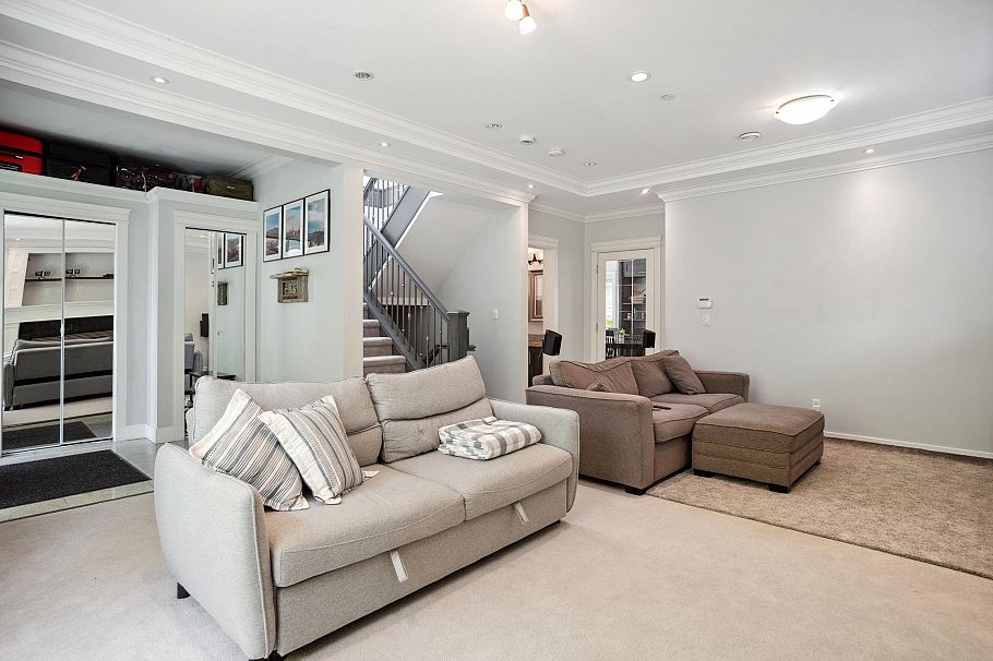 5187 Sherbrooke Street Vancouver, BC - 4